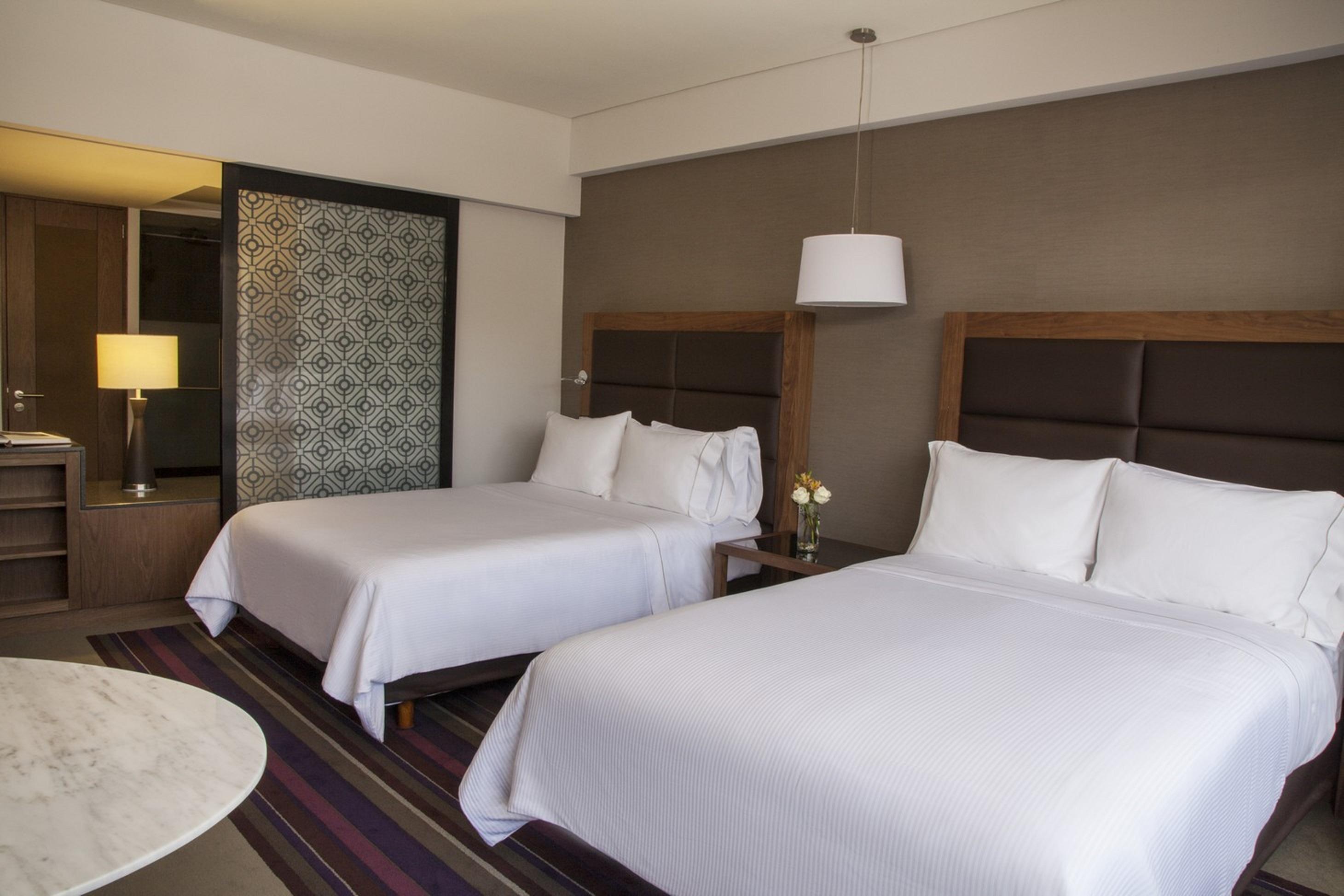 Fiesta Americana Monterrey Pabellon M. Exterior photo A room at the hotel